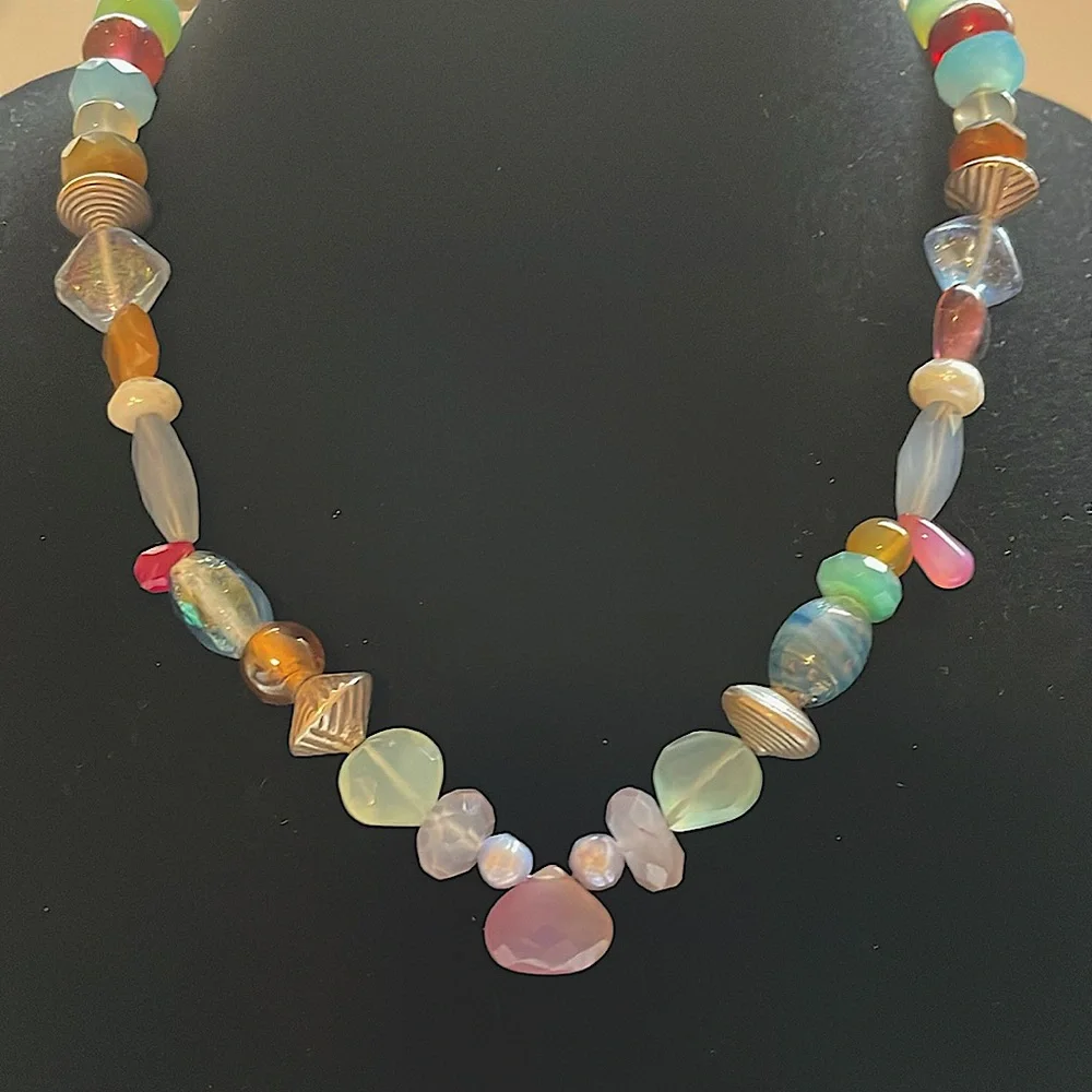 Chalcedony stones, faceted pearl and Thai Silver necklace